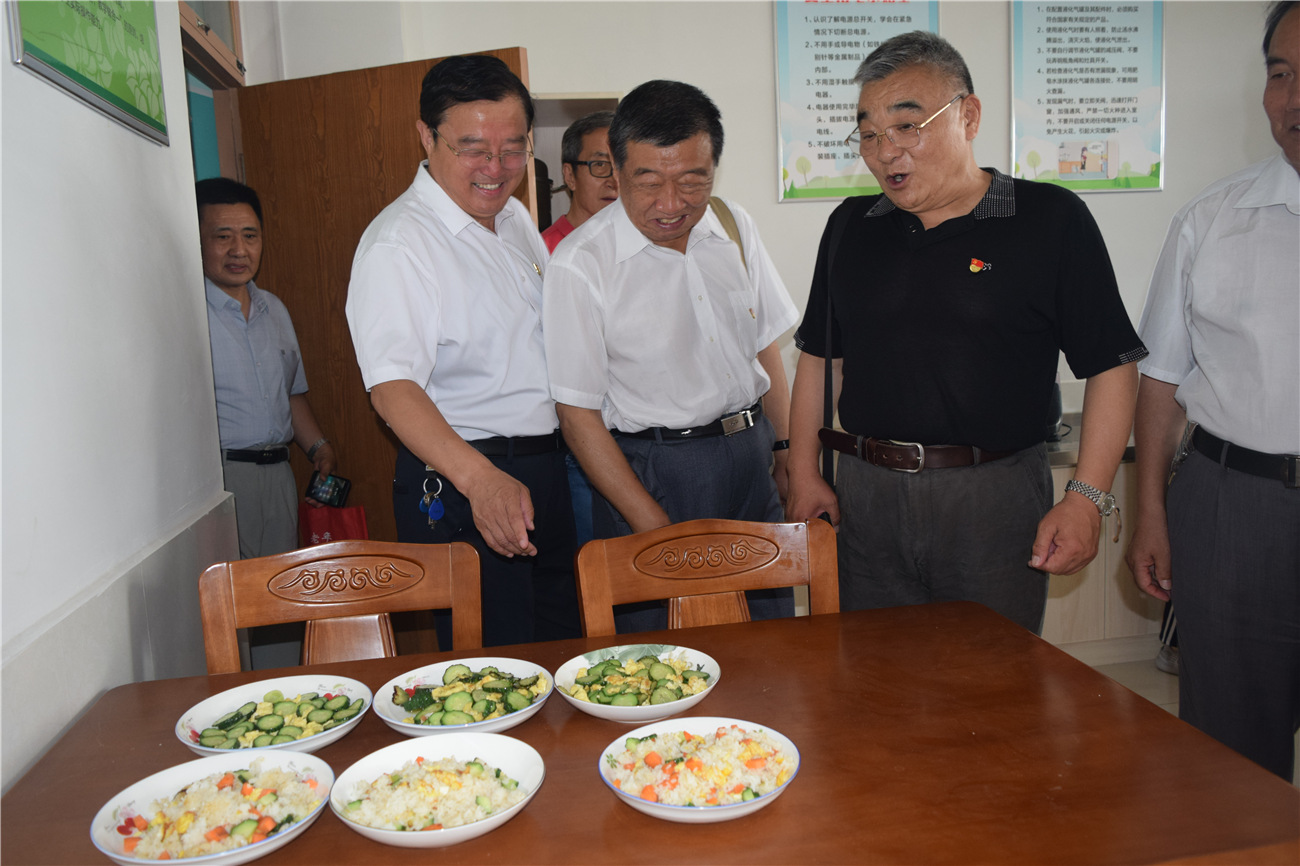 智慧园丁志愿服务队与淄博市特殊教育中心联合举办“庆祝建党一百周年座谈会”