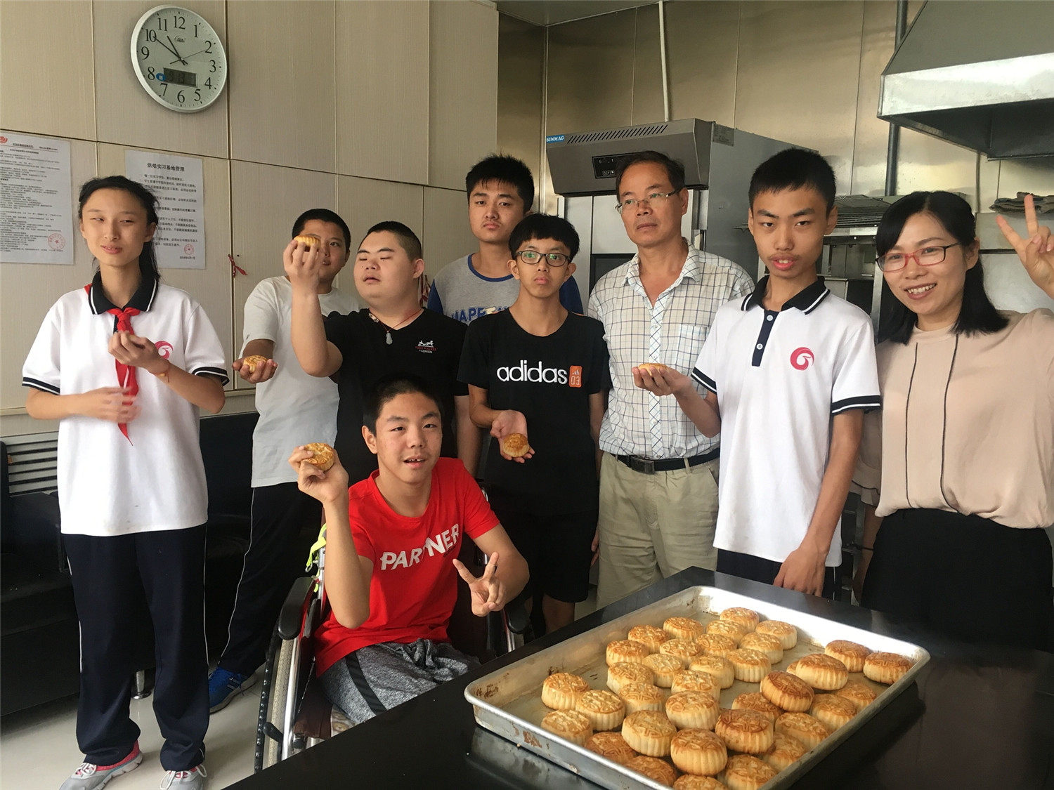 市特教中心：传承文明迎中秋 感悟亲情话团圆