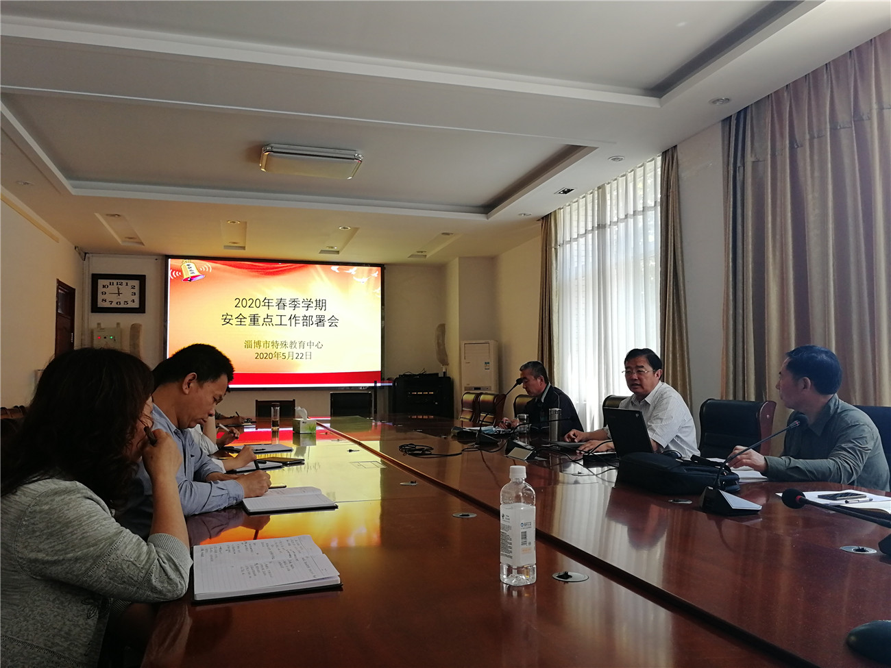 我校召开新学期安全重点工作部署会
