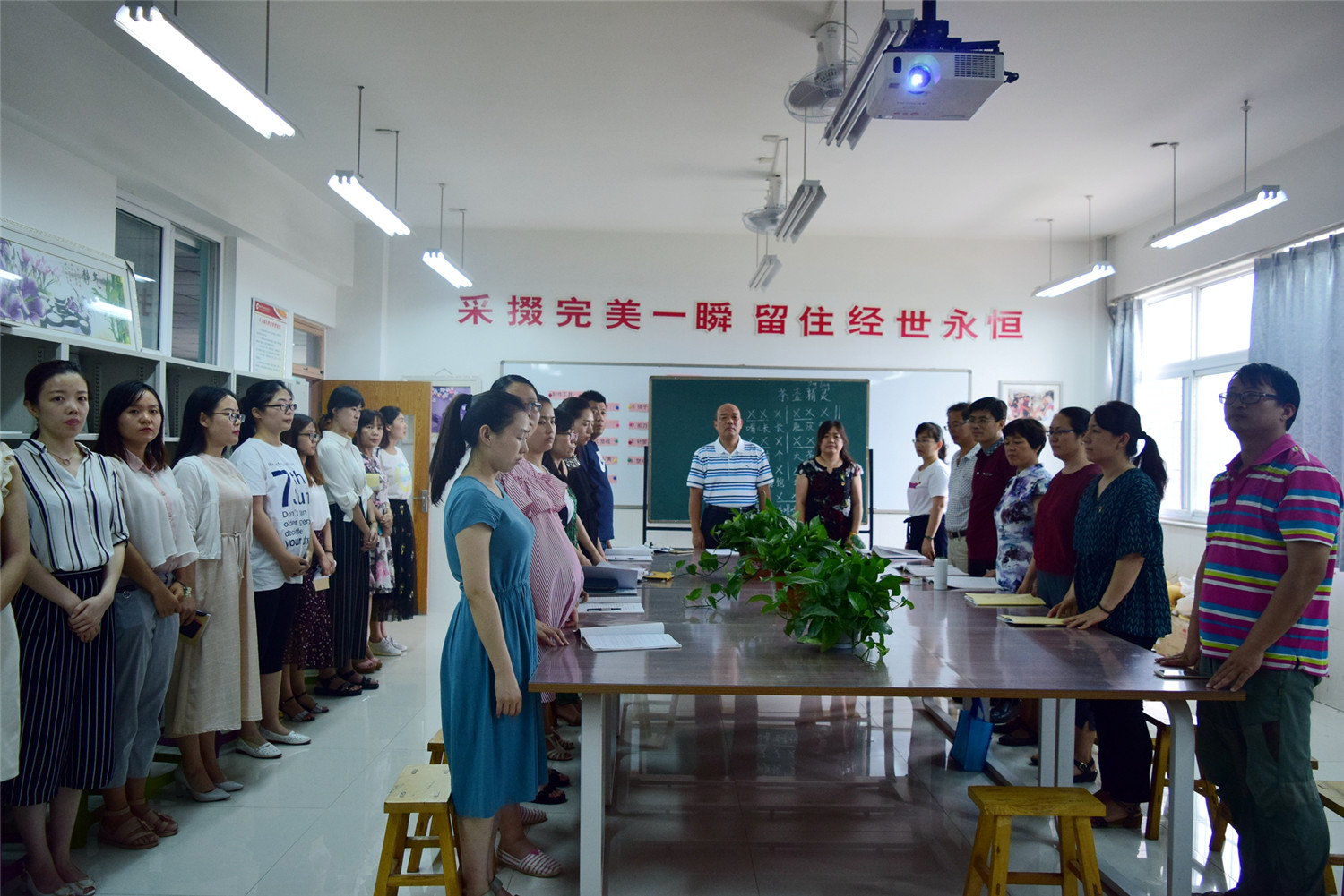 传承红色基因 庆祝建党97周年