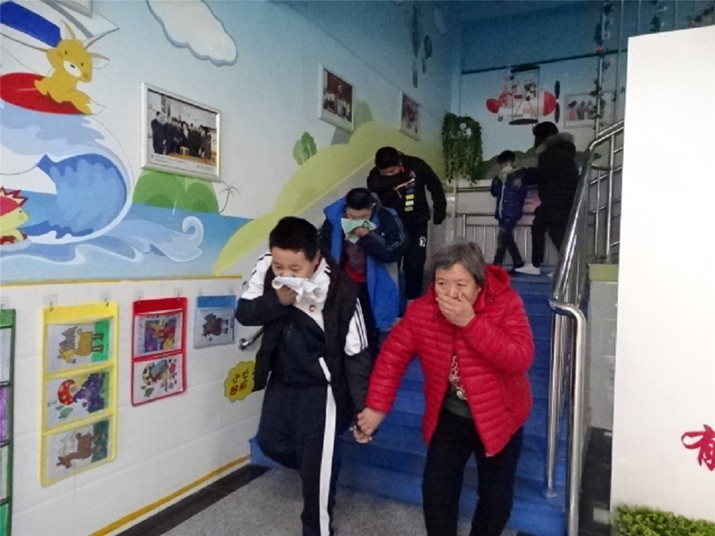 市特教中心开展消防疏散演练活动