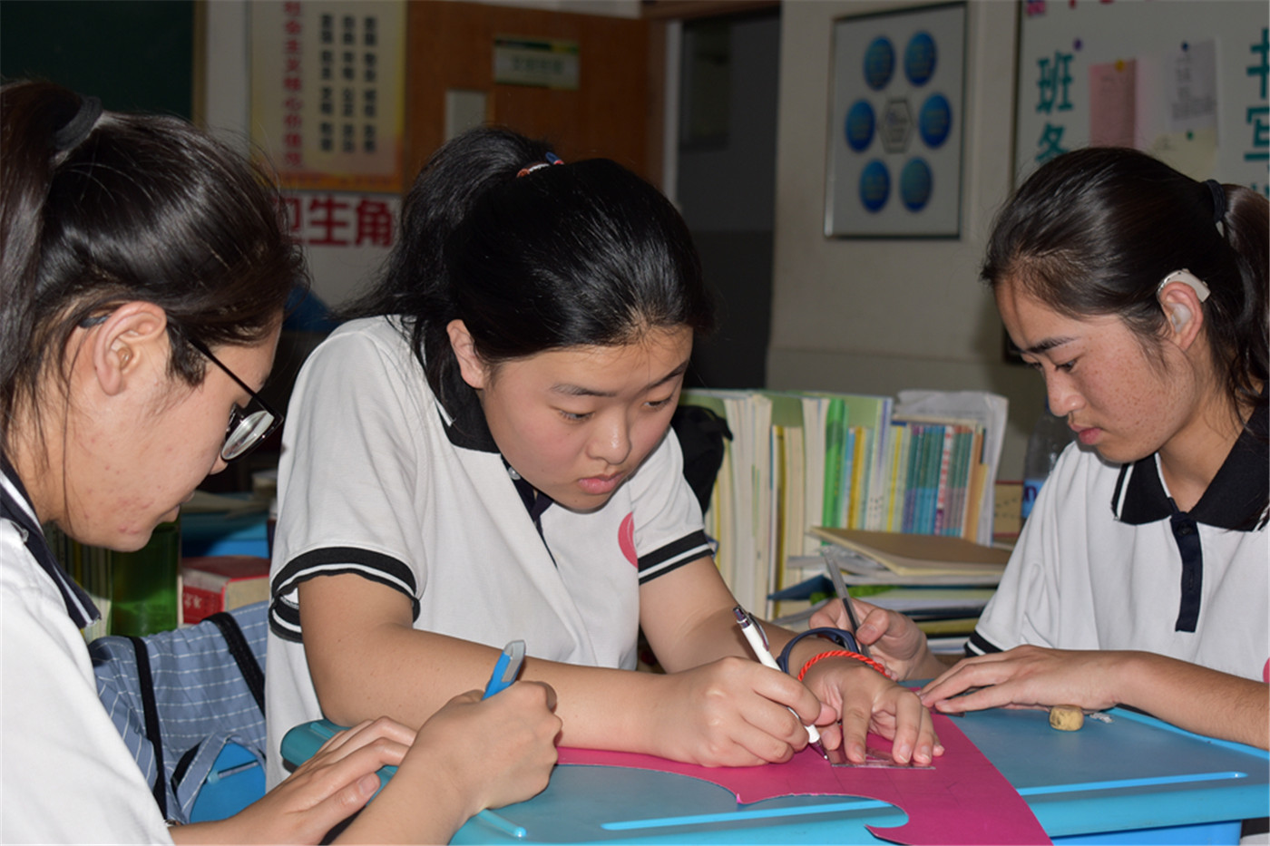 听障学子拾金不昧 心怀感恩彰显特教精神