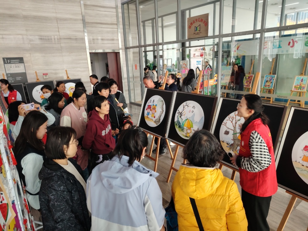 绘见星辰 赋能成长——淄博市特教中心孤独症日主题系列活动之一